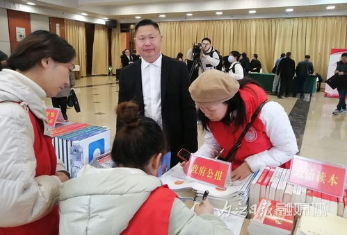 內江市市中區圖書館首次亮相兩會現場，助力代表委員履職